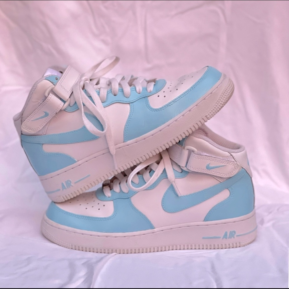 Custom Air Force 1 High ‘07 - Sky Blue